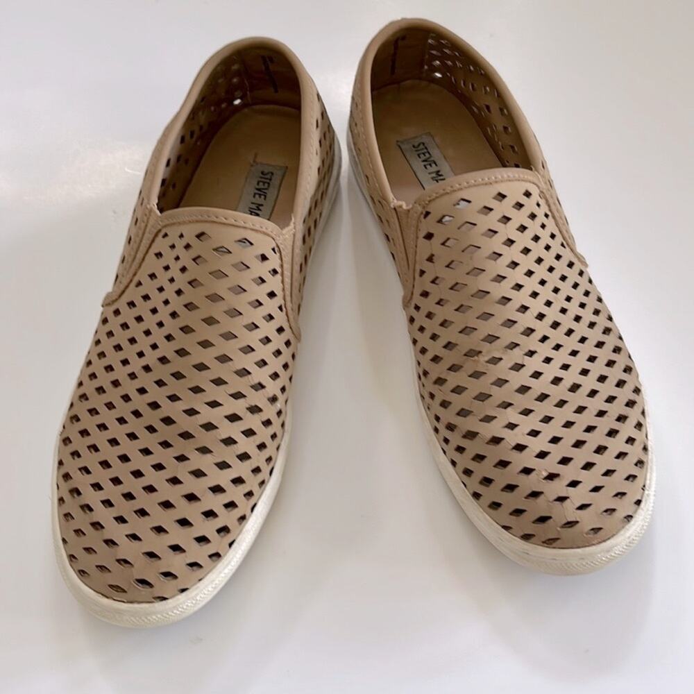 Steve Madden Zeena Cutout Slip On Tan Sneakers Women’s Size 7